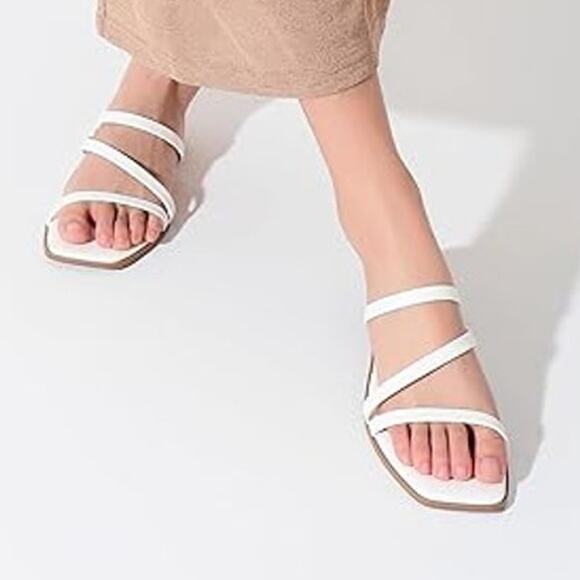 Lacuone Womens 10.5 White Faux Leather Open Toe Strappy Slide On Flat Sandals - Picture 4 of 5